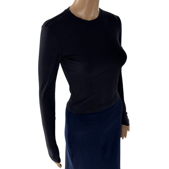 Vuori Black Ribbed Long Sleeve Pose Corset Crop Top - Picture 7 of 10